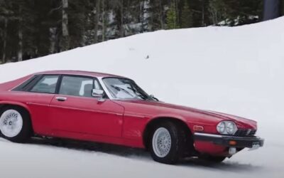 Offrez vous un peu d’adrénaline sur les pistes de ski avec votre Jaguar préférée !